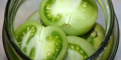 Kako brzo kiseliti zeleni paradajz